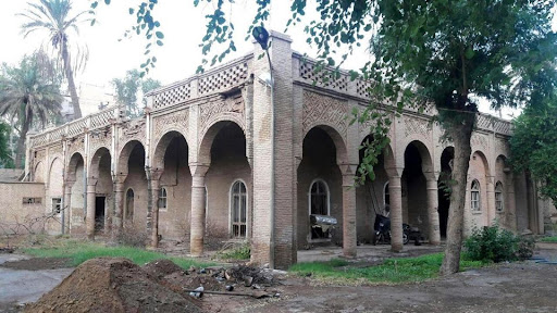 Bungalow Structures in Qeshm: Innovations in Local Architecture and Environmental Impact