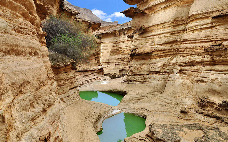 آشنایی با دره چاهکوه