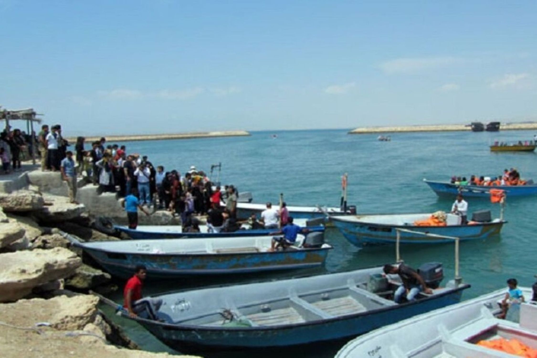 مرسى كاندالو في قشم: بوابة إلى عجائب جزيرة هنجام