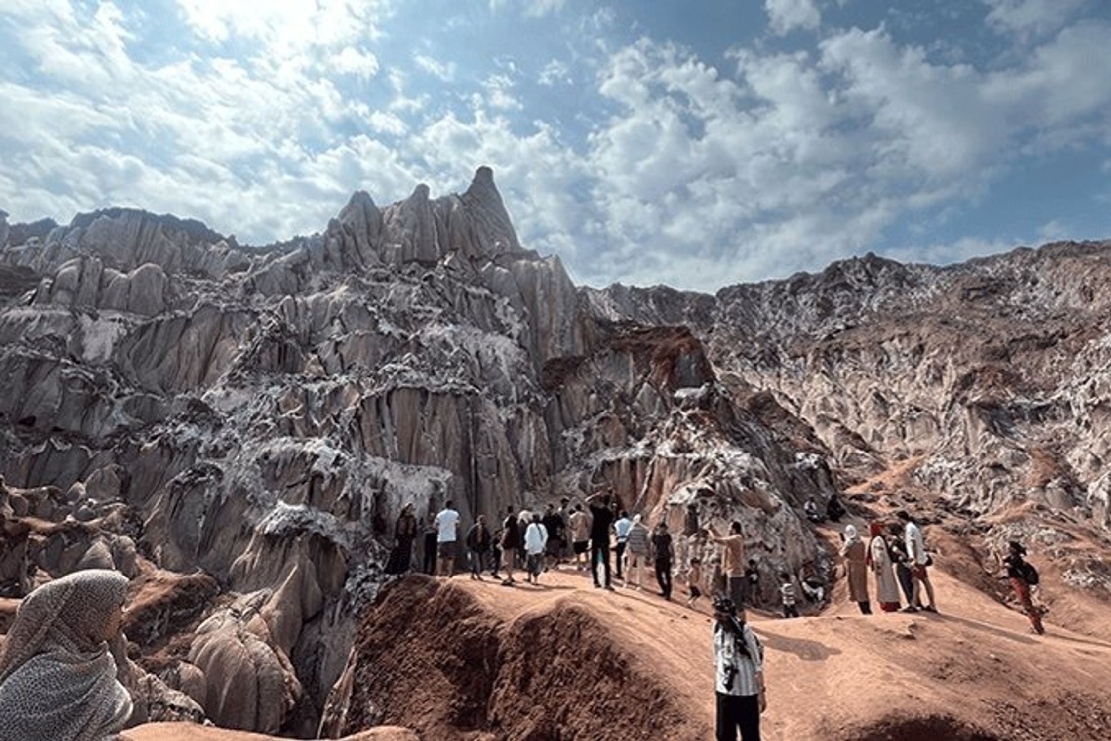 Qeshm Takhfifan: Last-Minute Tours with Special Prices