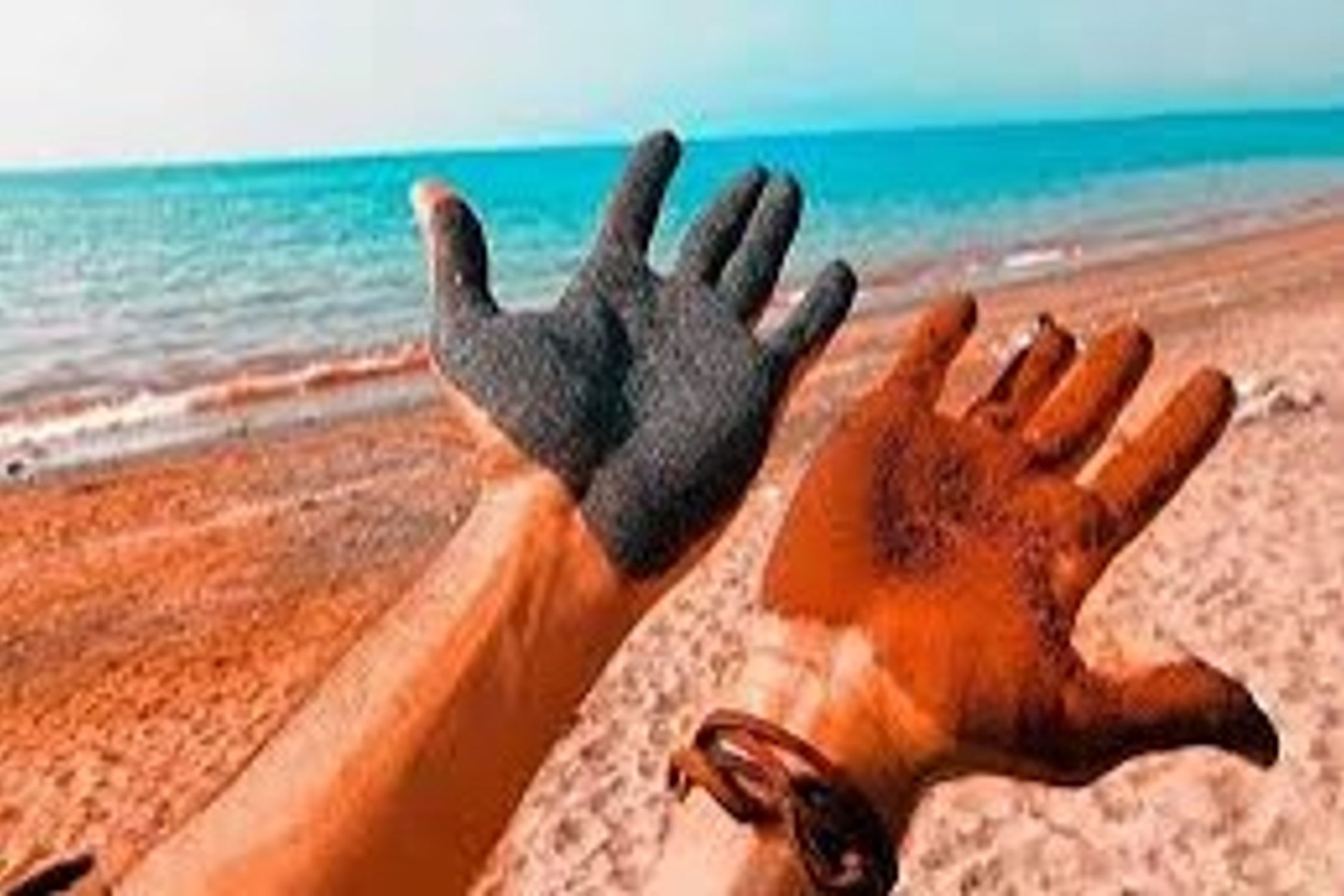 Introducing Hormuz Island: Historical and Natural Attractions